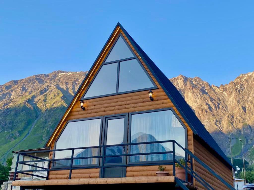 Qusha Cottage Kazbegi Eksteriør bilde