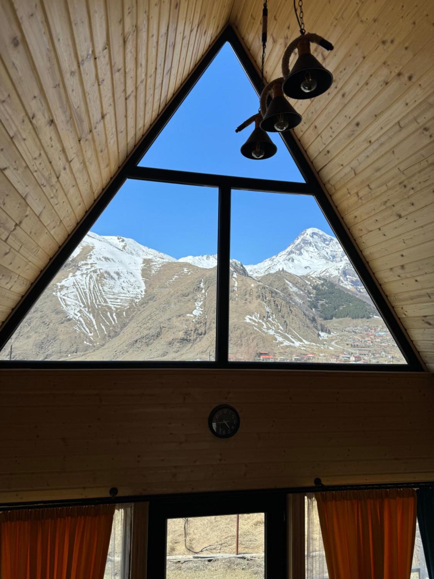 Qusha Cottage Kazbegi Eksteriør bilde